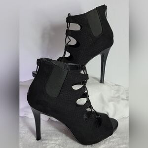 Jennifer Lopez Women's JL Paulina Animal Lace-Up Peep Toe High Heels Size 8MED